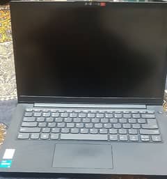 Lenovo v14 G3  i5 12 gen 0