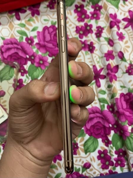 iphone xsmax 256gb factory pnl &and bettery change no exchange 5