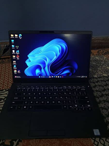 Dell Latitude 7400 i7 8th Gen 16Gb 512 SSD 1