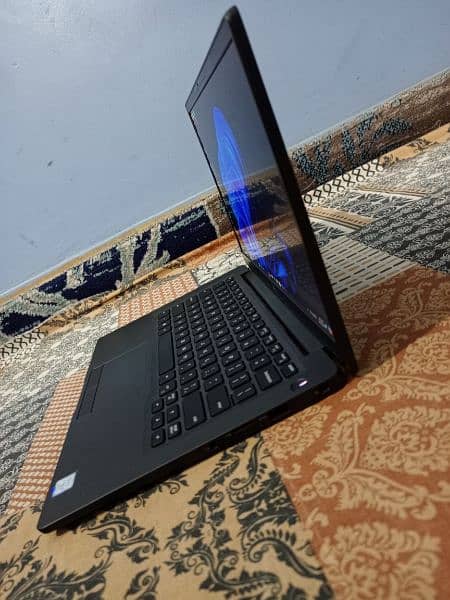 Dell Latitude 7400 i7 8th Gen 16Gb 512 SSD 3