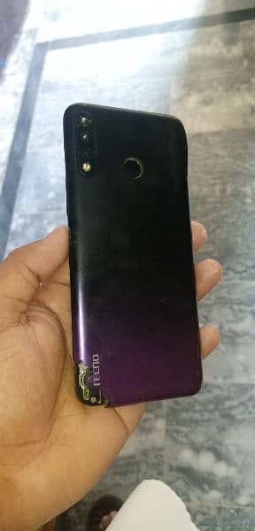 tecno spark 4 panel change hoga ya back camera ka miror 0