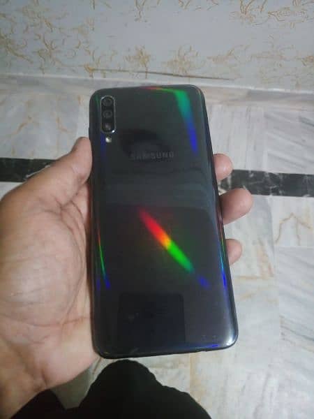 Samsung A70. . . 6/128gb. . . official pta approved 2