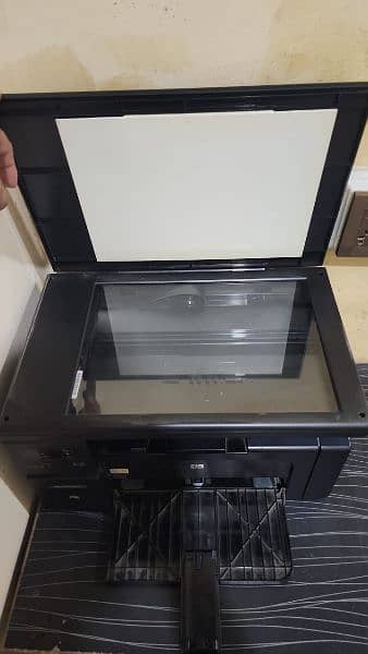 HP laserjet M1132 MFP 2