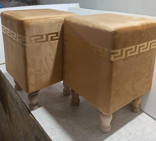 Luxury Wooden Square Stools 4