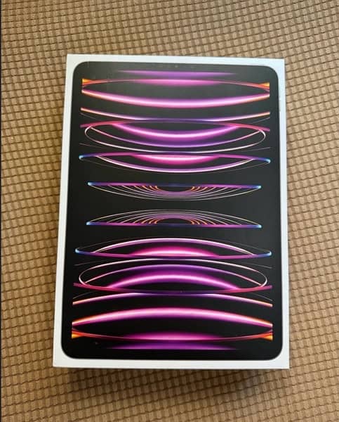 Apple iPad Pro 11 inches M2 (256GB-100BH) 2