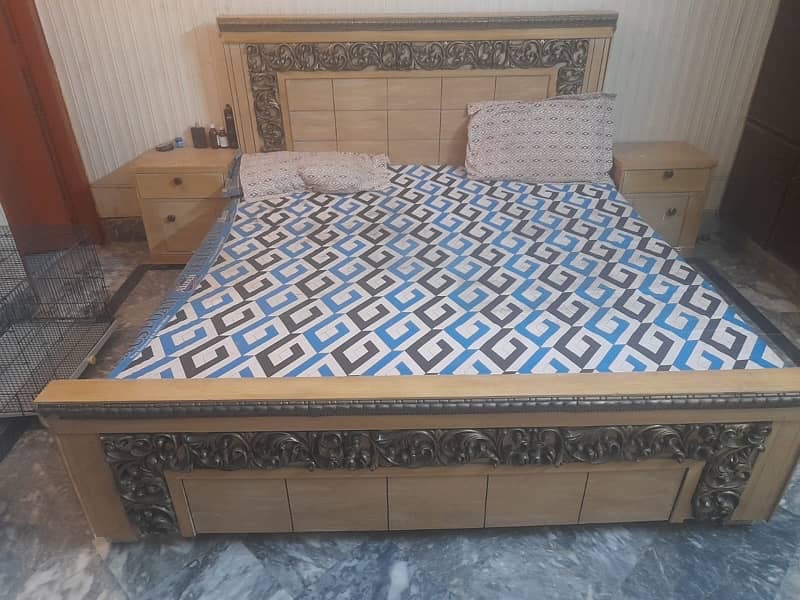 bed set with dressing table 1