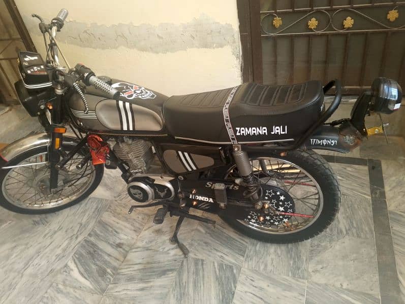 Honda 125 model 2015 10