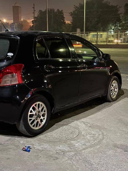 Toyota Vitz 2007 4