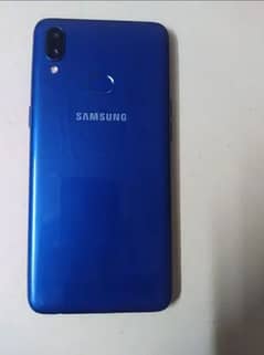 Samsung A10s.  3/32gb