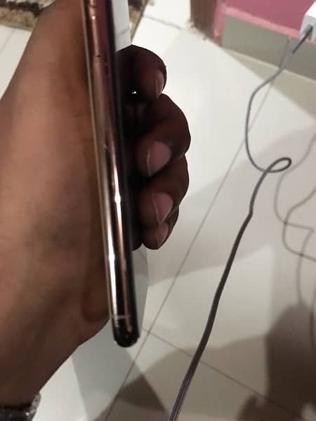 IPHONE XS 256 GB NON PTA 2