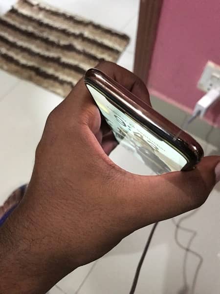 IPHONE XS 256 GB NON PTA 3