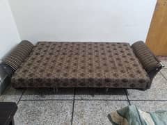 Sofa come bed