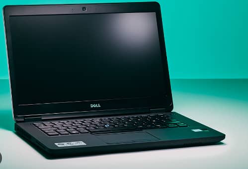 Dell E5470 with 5 hours battery backup 8gb ram 256 SSD 0