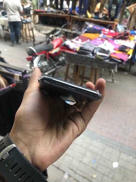 iPhone XS dual sim offical pta 64gb need Cash 3