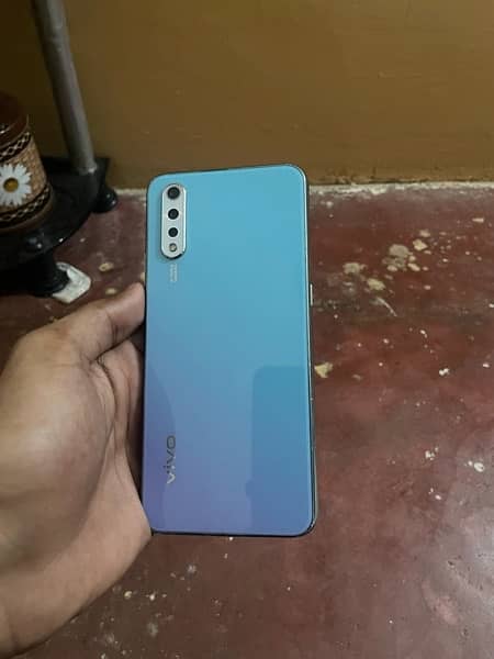 vivo s1 4gb 128gb 8