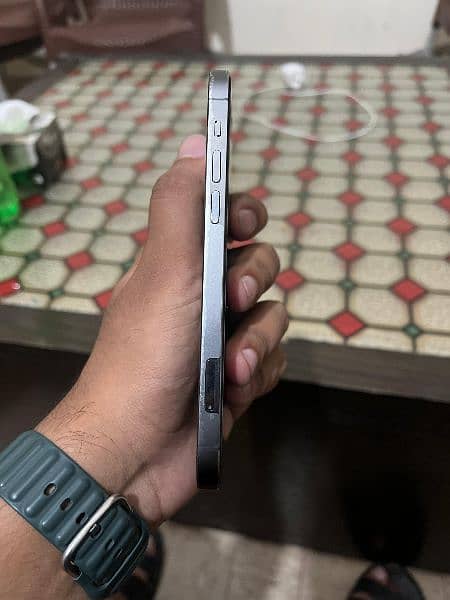 Iphone 12 pro 6