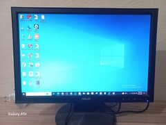 ASUS LCD Screen 17 Inches