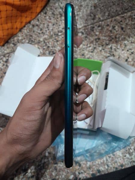 lnfinix Hot 9 play all ok good condition 4/64 1