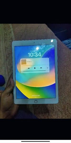 iPad pro 128gp 03171720779 4