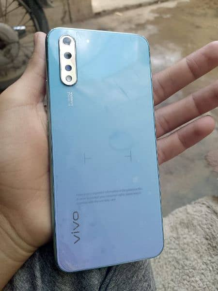 vivo s1 with box 4