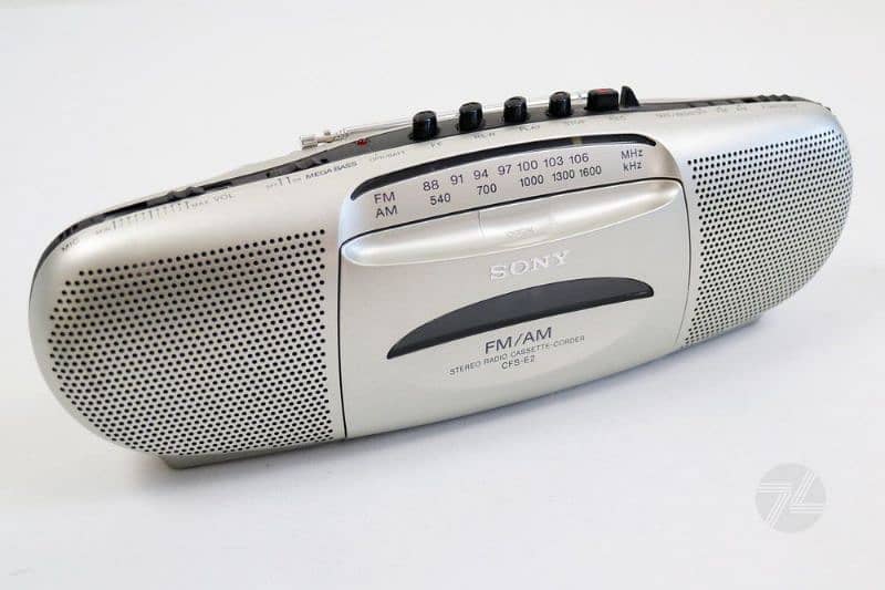 Sony Boombox CFS-E2 Radio Cassette Player 1