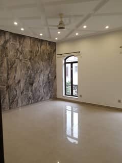 One Kanal Non-Furnished Brand New Upper Portion For Rent In Bahria Town, Lahore. 0