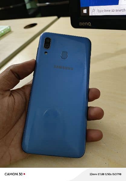 Samsung A30 4/64 GB for sale 2