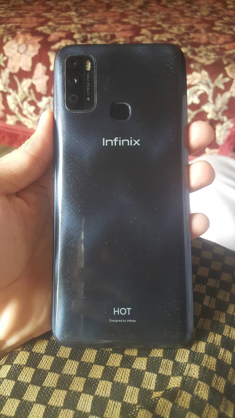 Infinix hot 9 play 4/64 1