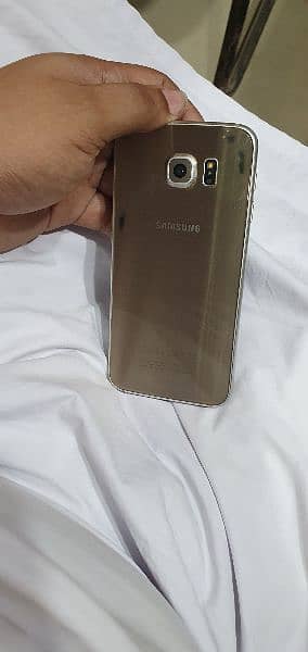 Samsung Glaxy S6 G920F Golden 3GB 32GB Official PTA Approve 10/10 Lush 3