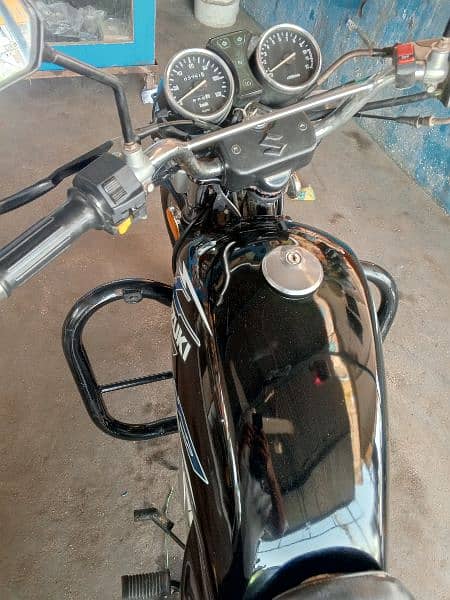 Suzuki Gs 150 for. sale 1