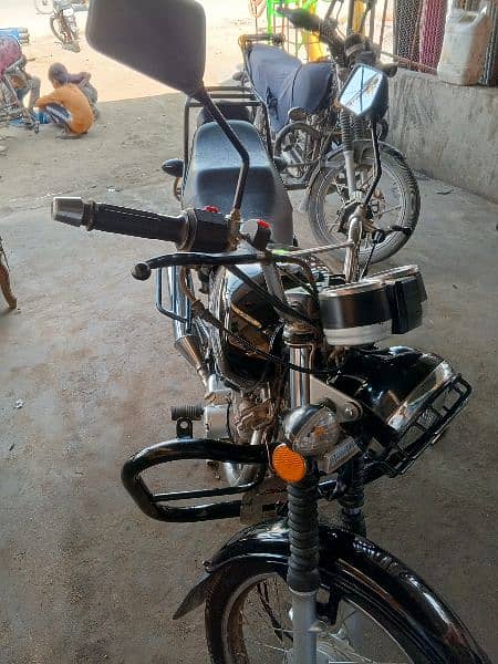 Suzuki Gs 150 for. sale 5