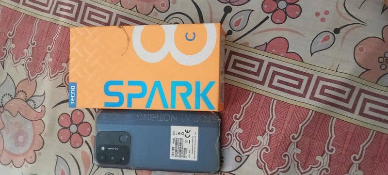 Tecno spark 8c 1