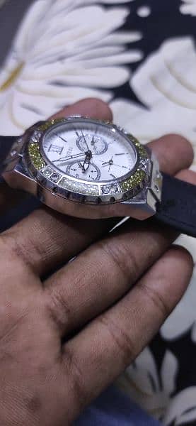 Guess orgnial chronograph watch 1