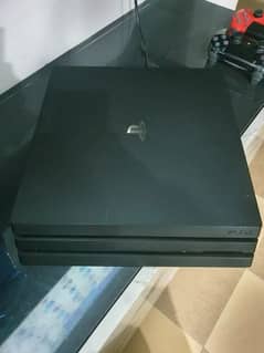 ps4pro 1tb with 3controllers