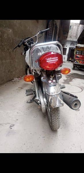 Honda 125 Applied 2