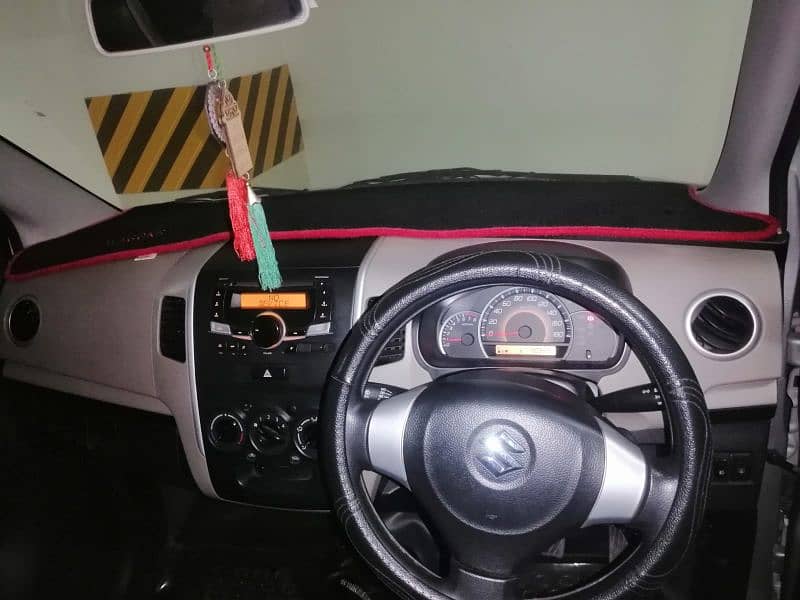 Suzuki Wagon R 2019 1