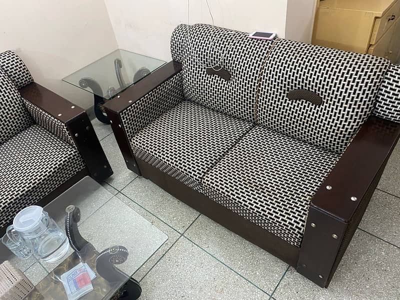 6 seater sofa set with tables 3