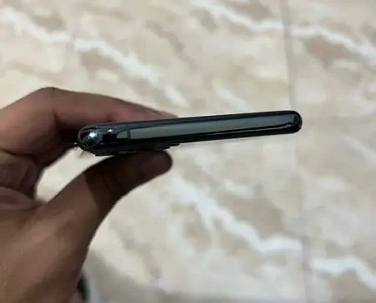 iphone 11 pro 1