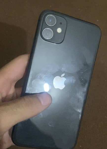 iPhone 11,128gb 0