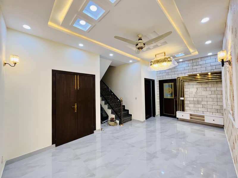 3 Marla Slightly Use House Available For Sale In Formanites Housing Scheme Lahore 4