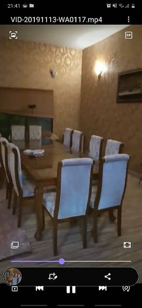 Dining table 0