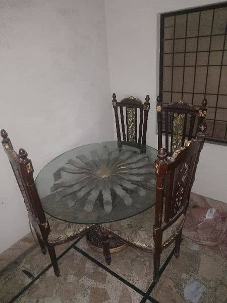 dining table with four chairs unused 0