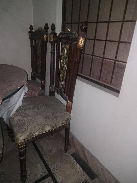 dining table with four chairs unused 3