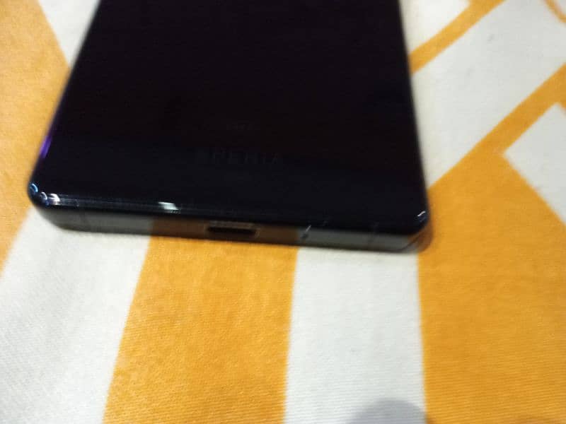 Sony Xperia 1 Mark 2 Sim Non active 8/128 FU Samsung,Infinix,real me 6