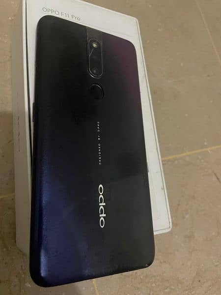 oppo F11 por  128gb 6 gb dabba 2 sim wala 8