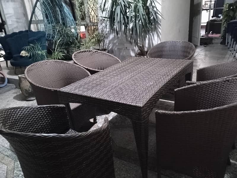 Dining or Sitting Garden Table Set 2