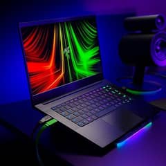 Razer Blade 15 • i7-10875H  •	64GB/ ⁠1TB (NVME) •	300 HZ DISPLAY