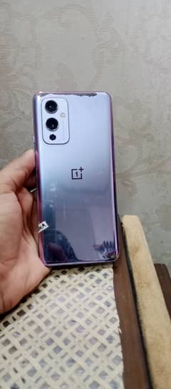 OnePlus 6gb ram 128 memory 0