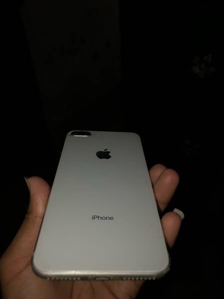 iPhone 8plus 6