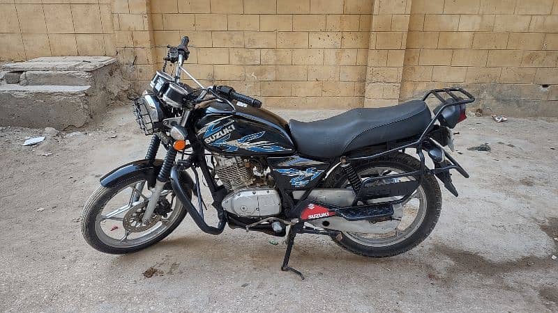 Suzuki GS SE 150 Model 2017 Karachi 4